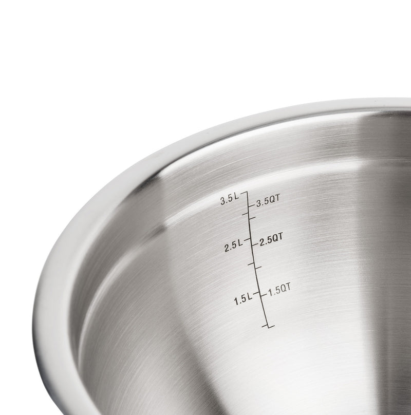 Stainless steel and silicone bowl with lid