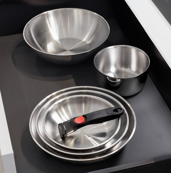 Set 2 padelle acciaio 24/28 cm + manico staccabile