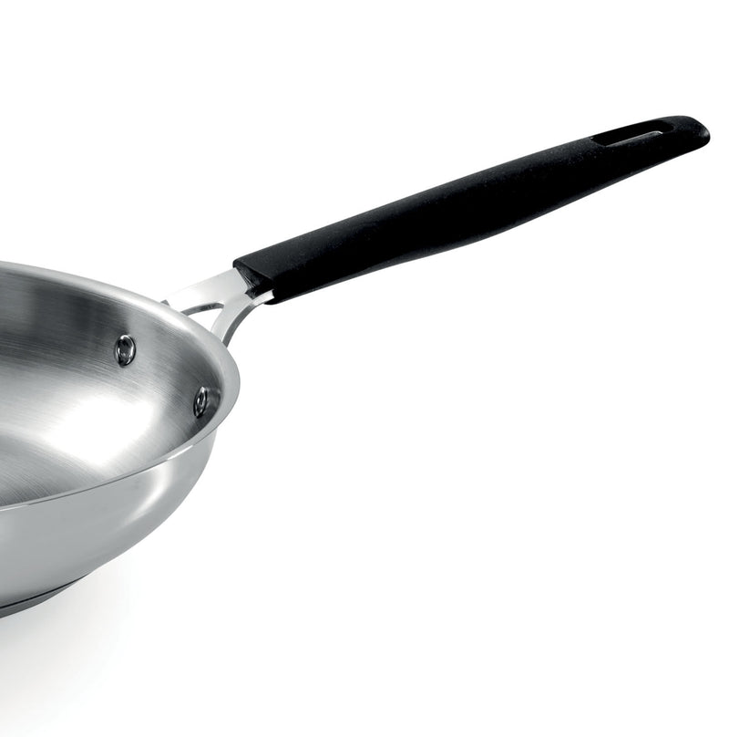 Basic stainless steel - set of 2 pans 24/28 cm