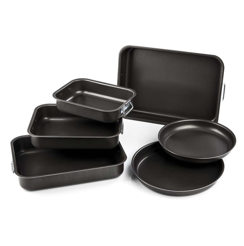 Rectangular baking pan