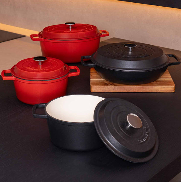 Tegame con coperchio - rosso laccato